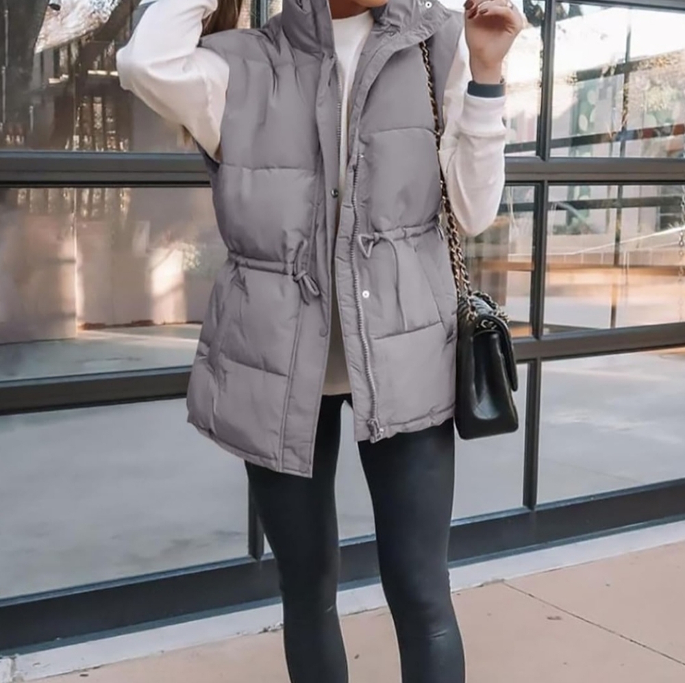Gray Puffer Jacket with Sleek Design- NWT